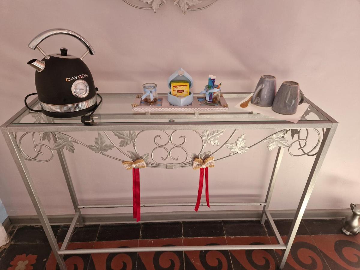 Bed and Breakfast Chez Dedou Et Madou Florensac Екстер'єр фото